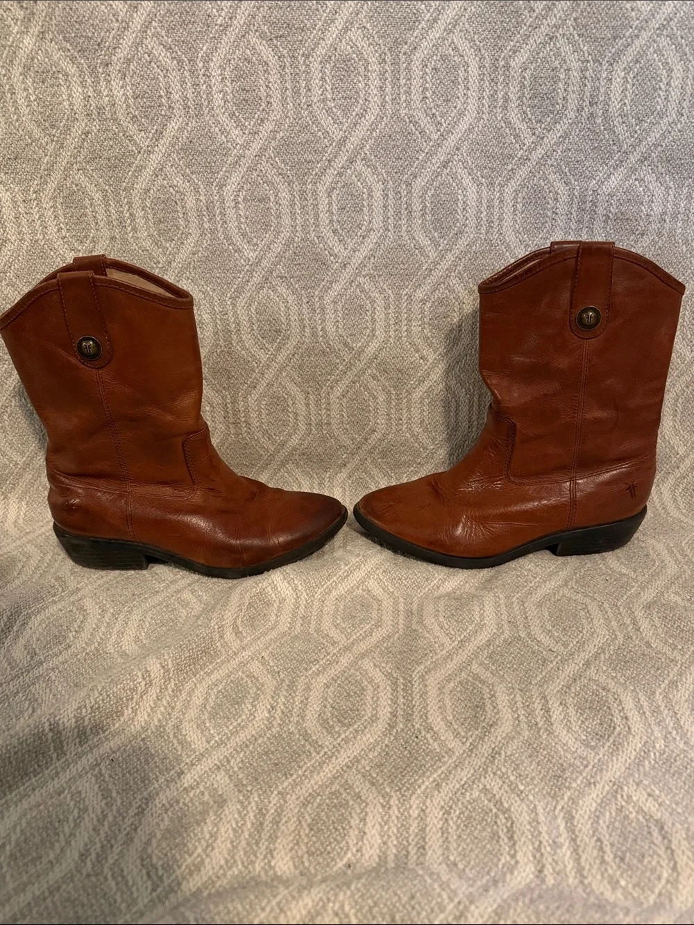 Frye Rust Brown Leather pull on boots